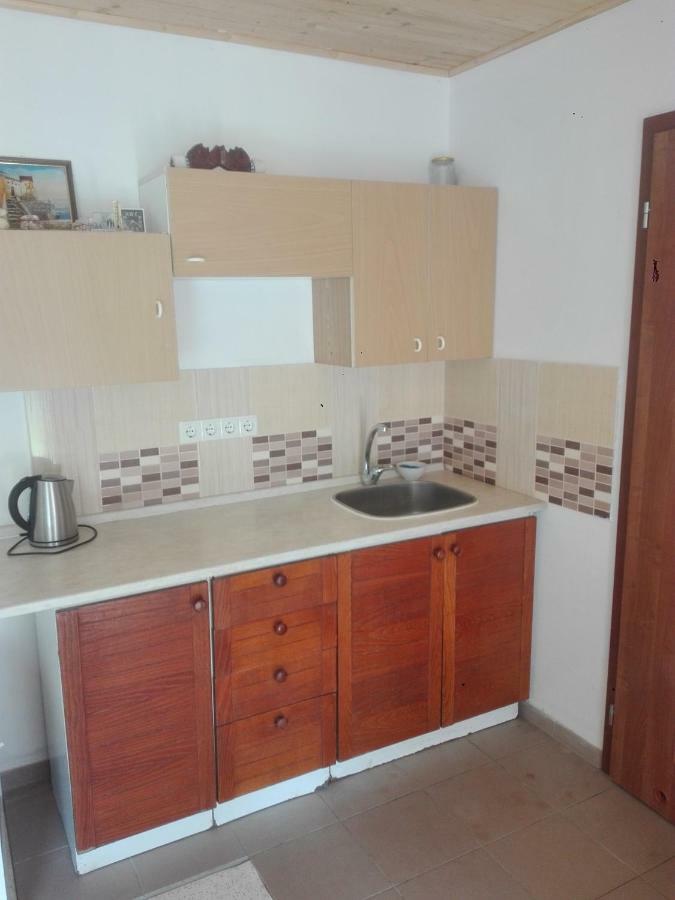 Apartmany Alex Male Dvorany Bagian luar foto